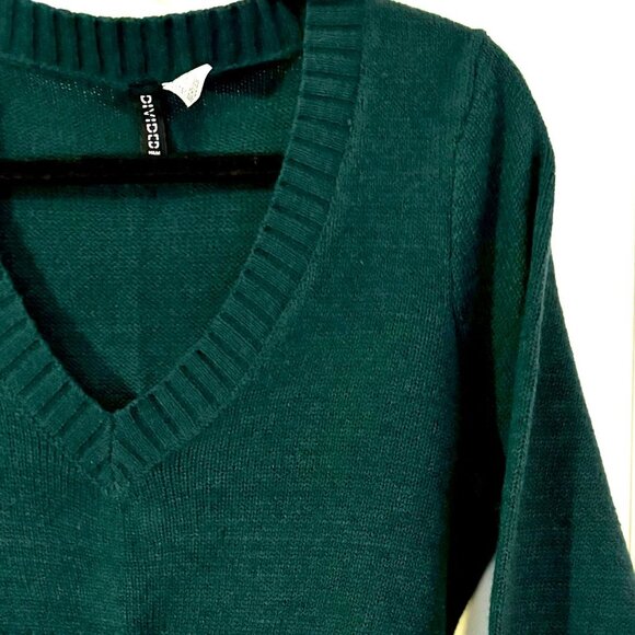 Divided H&M Crop Sweater sz L - Picture 3 of 3